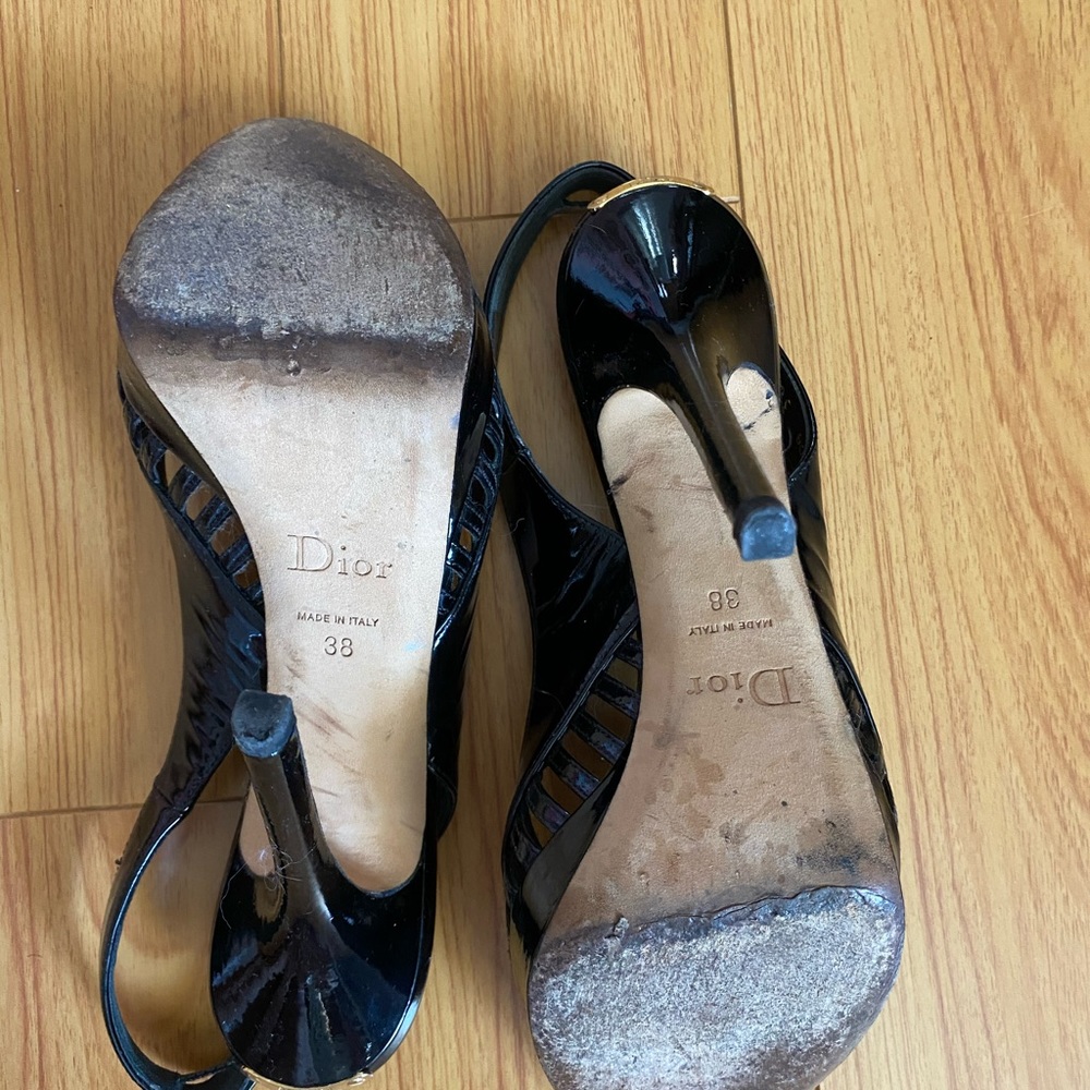 Christian Dior Black parent heels. size 8 / EU 38